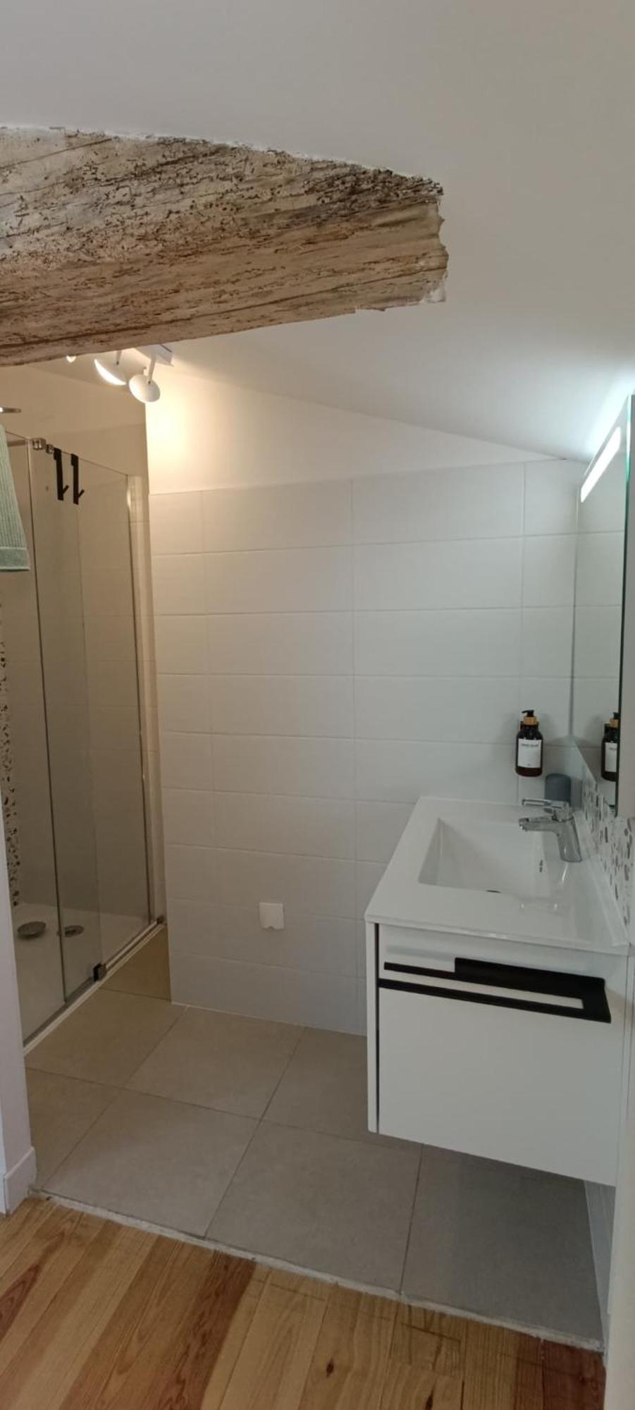 Maison Irondas Saint-Pierre-d'Aurillac Rom bilde