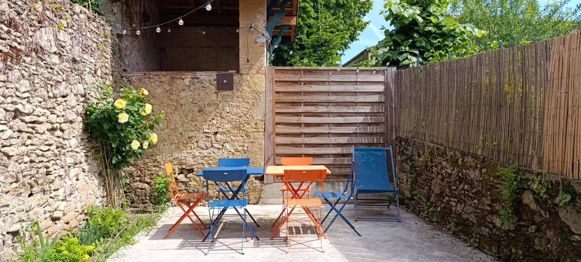 Maison Irondas Saint-Pierre-d'Aurillac Eksteriør bilde